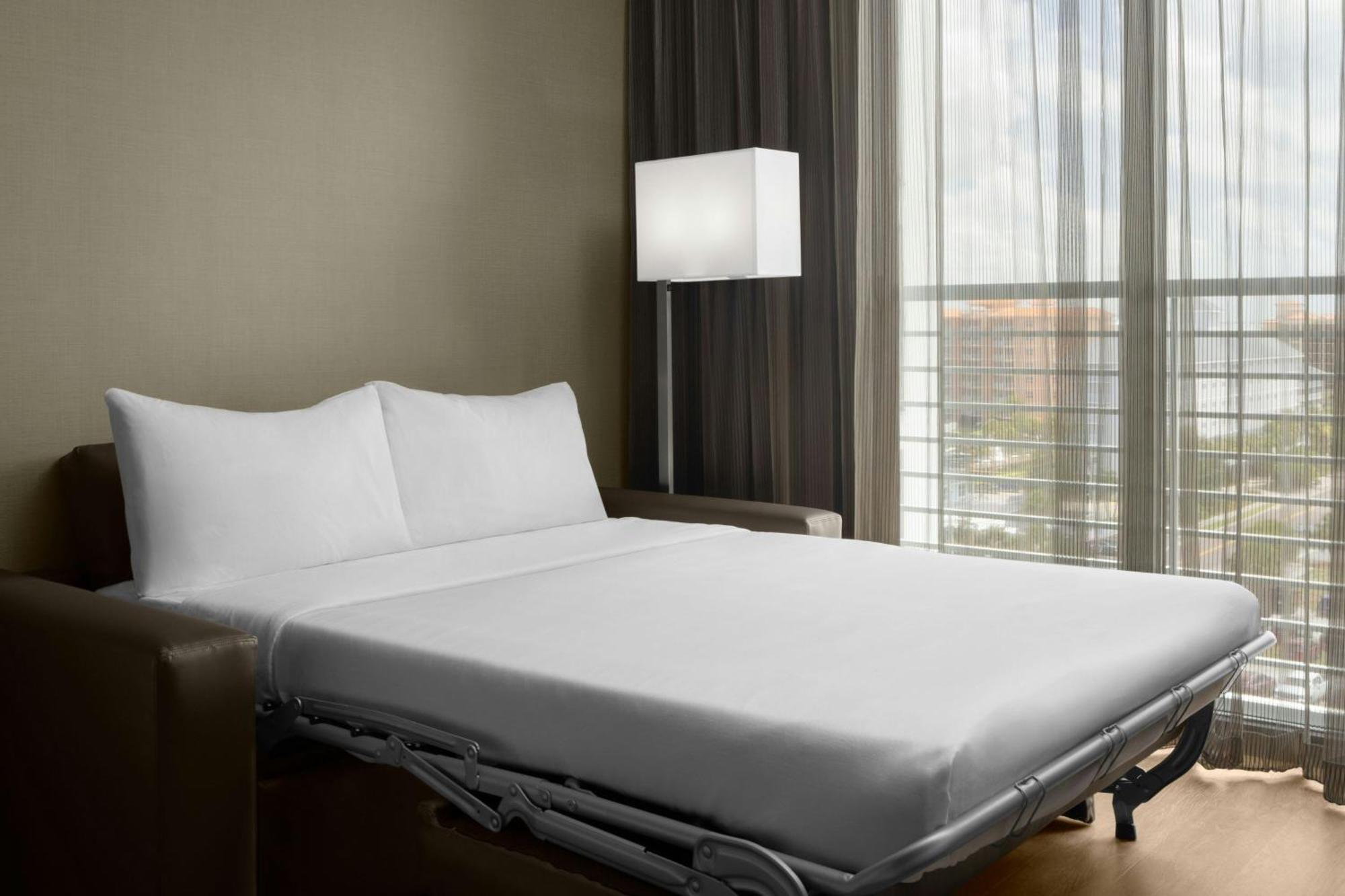 Ac Hotel By Marriott Clearwater Beach Exteriör bild