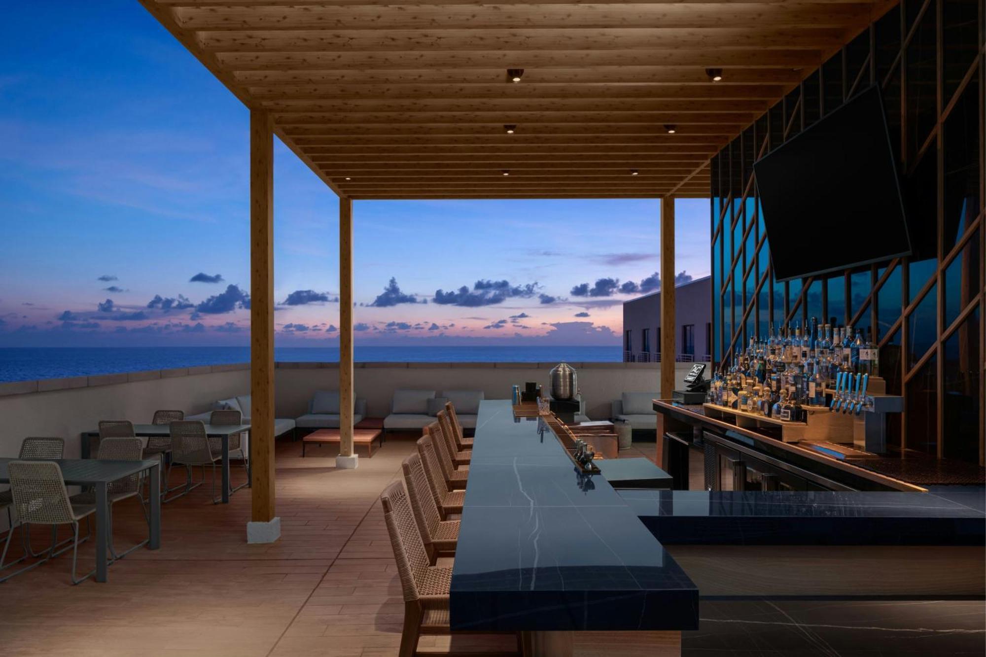 Ac Hotel By Marriott Clearwater Beach Exteriör bild