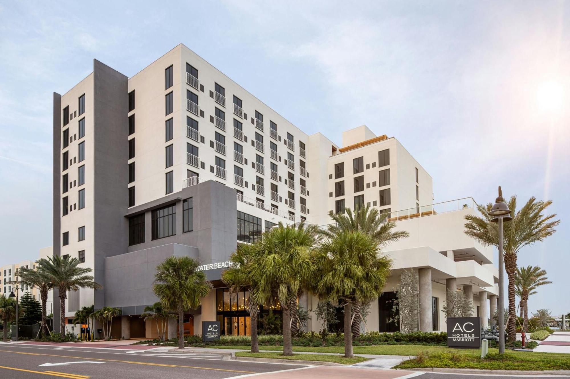 Ac Hotel By Marriott Clearwater Beach Exteriör bild